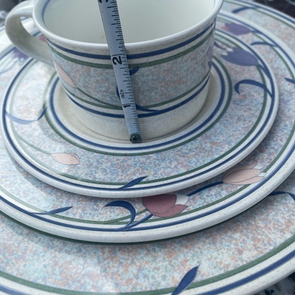 4pc Place Setting MIKASA Intaglio TROPICAL ISLAND CAC45 Dinner, Salad, Cup & Sau - Picture 13 of 13